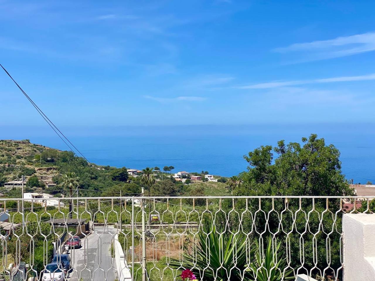 Casa Zagami Villa Malfa  Luaran gambar