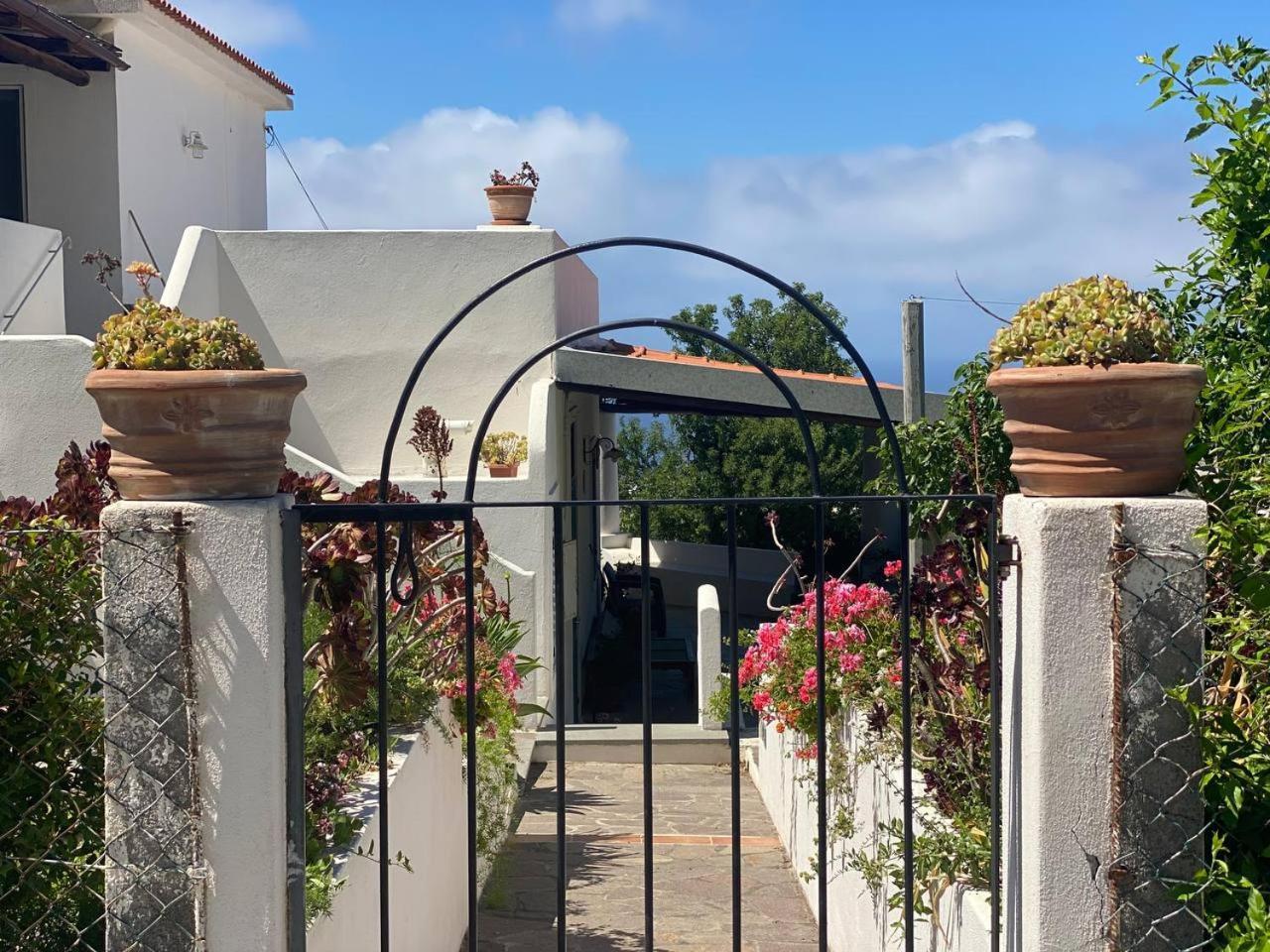 Casa Zagami Villa Malfa  Luaran gambar